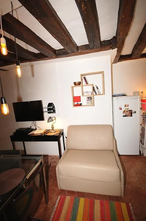 Apartament Saint Paul Marais Paryż