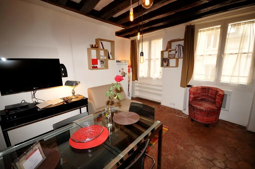 Apartment Saint Paul Marais