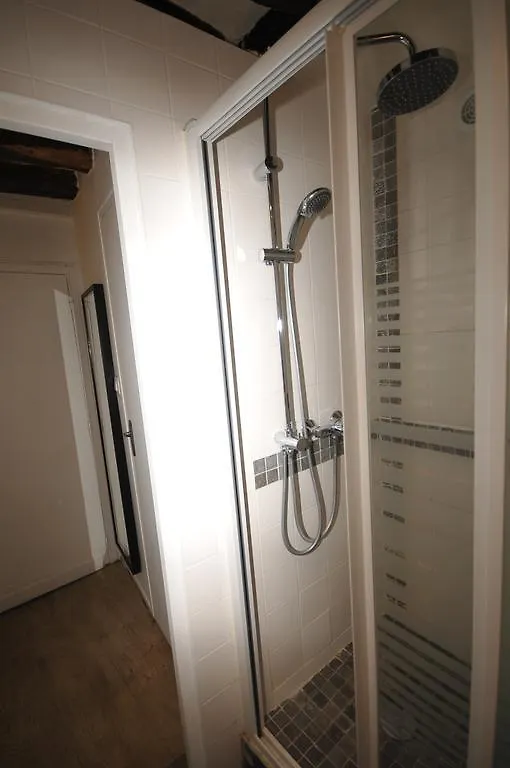 Apartament Saint Paul Marais *