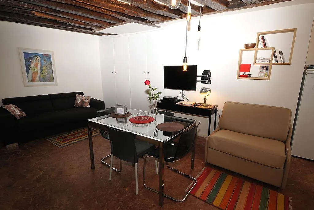 Apartament Saint Paul Marais *